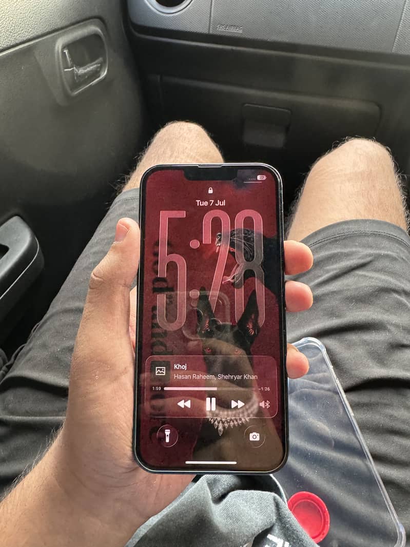 Apple iPhone 13 1