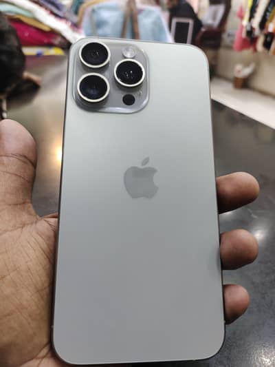 Apple iPhone 15 Pro Max