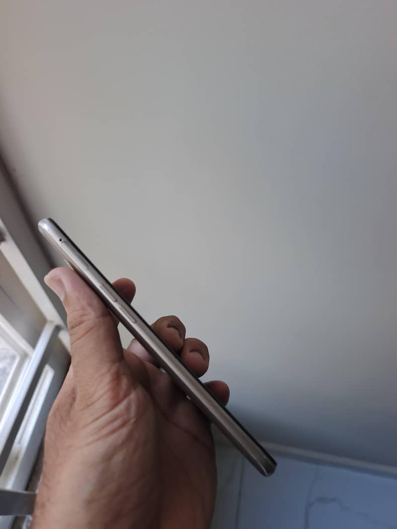 OPPO A7 4