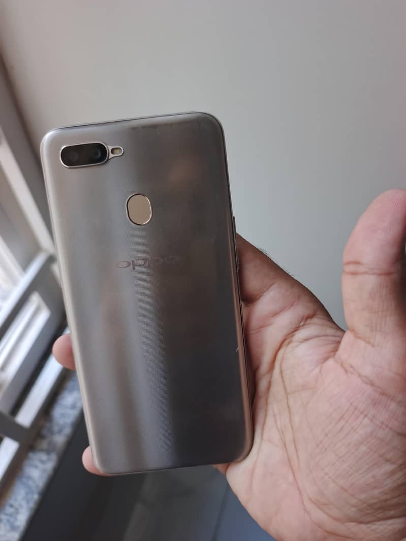 OPPO A7 5