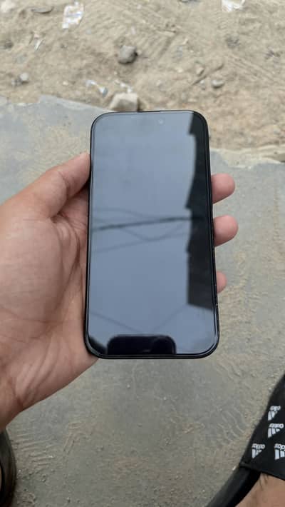 Apple iPhone 16