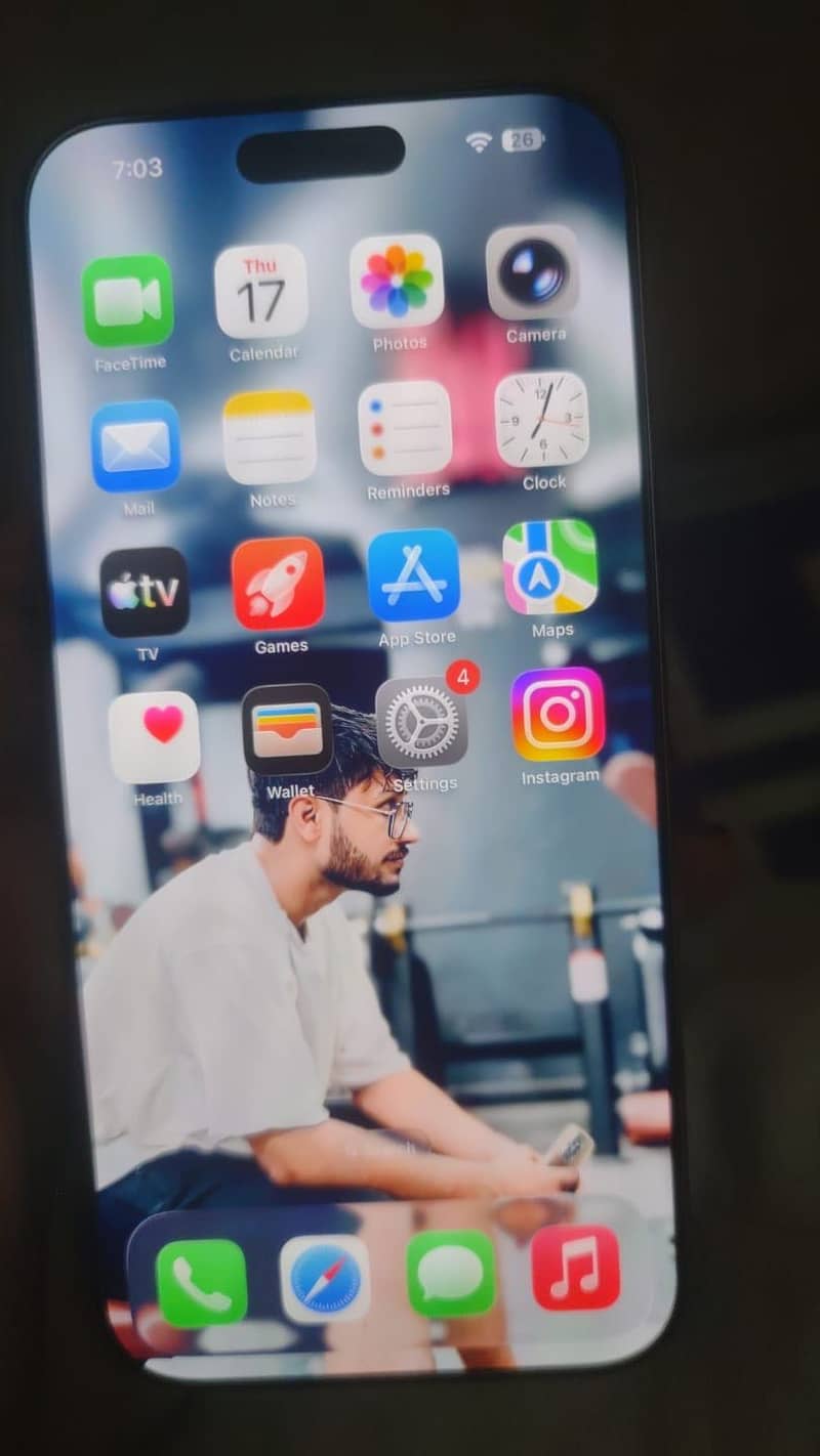 Apple iPhone 16 Pro Max 2