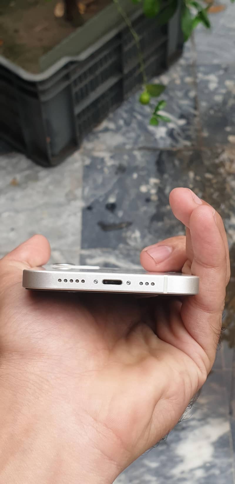 Apple iPhone 12 5
