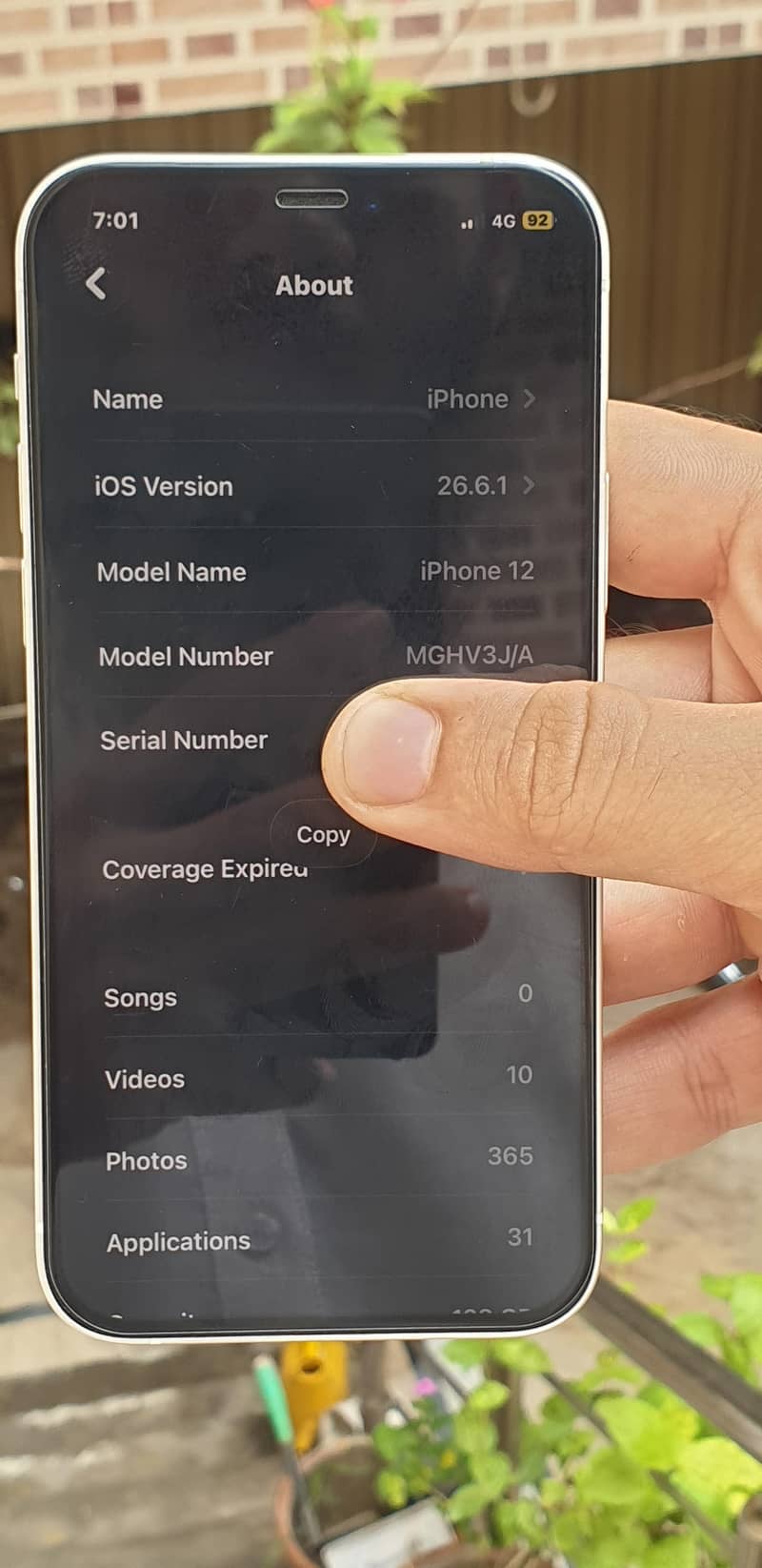 Apple iPhone 12 11