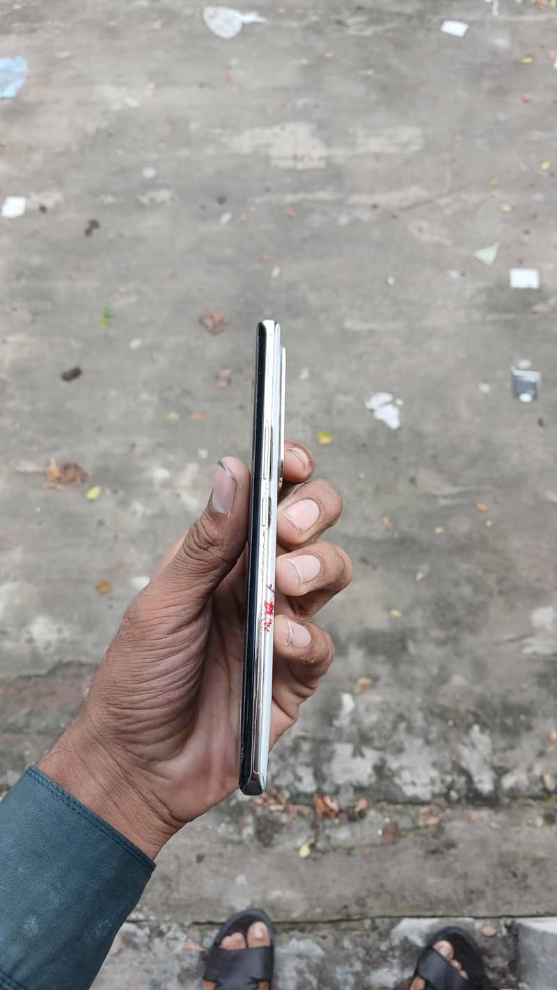 Infinix Zero 30 1