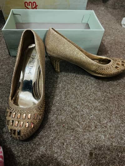 Ladies new Shoes for sell