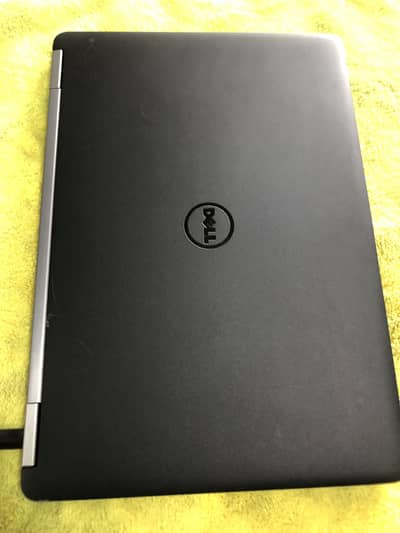 Dell Latitude E7270, i5, 6th Gen, 8Gb Ddr4 Ram, 256Gb nVme,