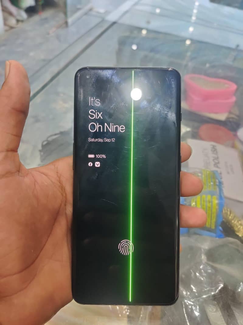 One Plus 10 Pro 1