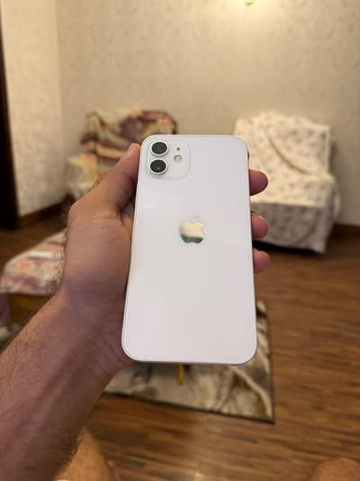 Apple iPhone 12