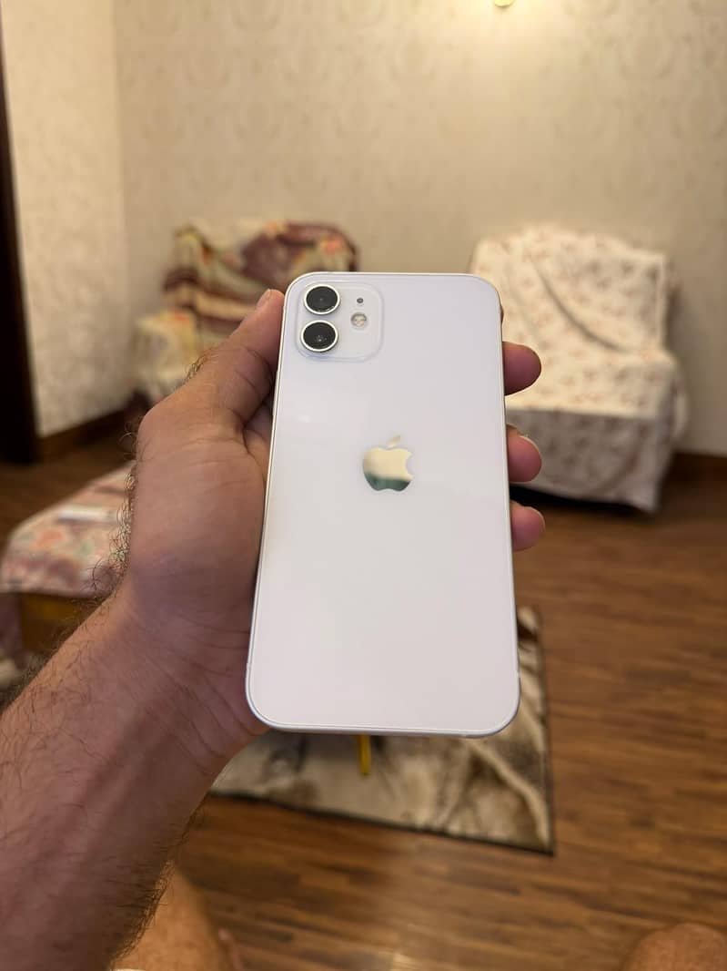 Apple iPhone 12 0