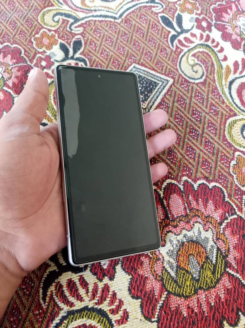 Google Pixel 7a 5
