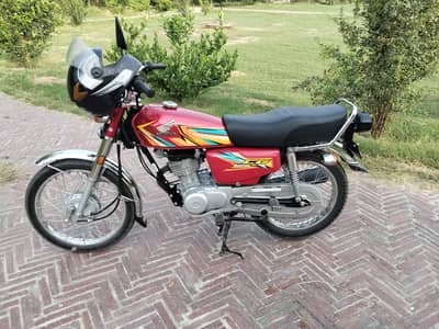 2026 Model – Red HoColor – Excellent Condition