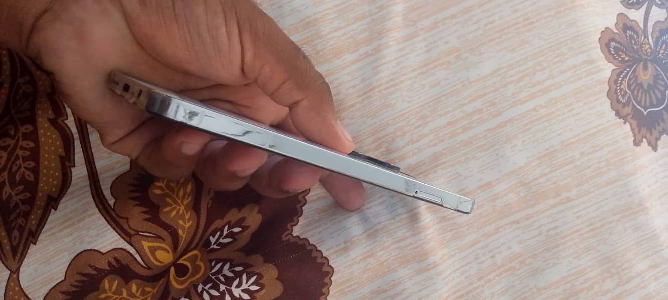Tecno CAMON 20 2
