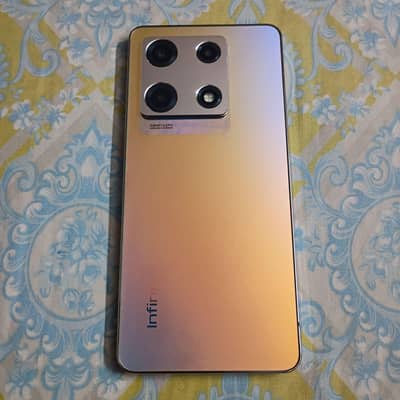 Infinix Note 30 Pro (8/256)