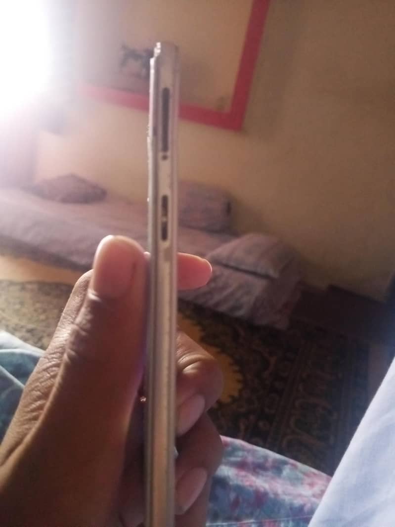 OPPO A57 2