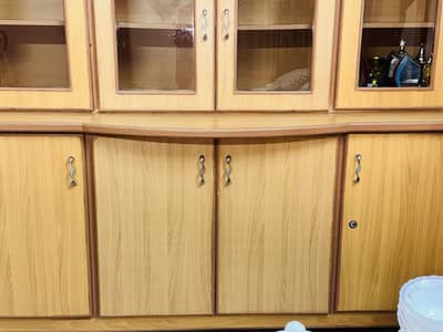 Crockery cabinet