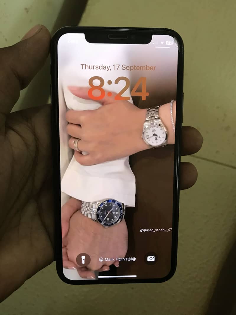 Apple iPhone XS 1