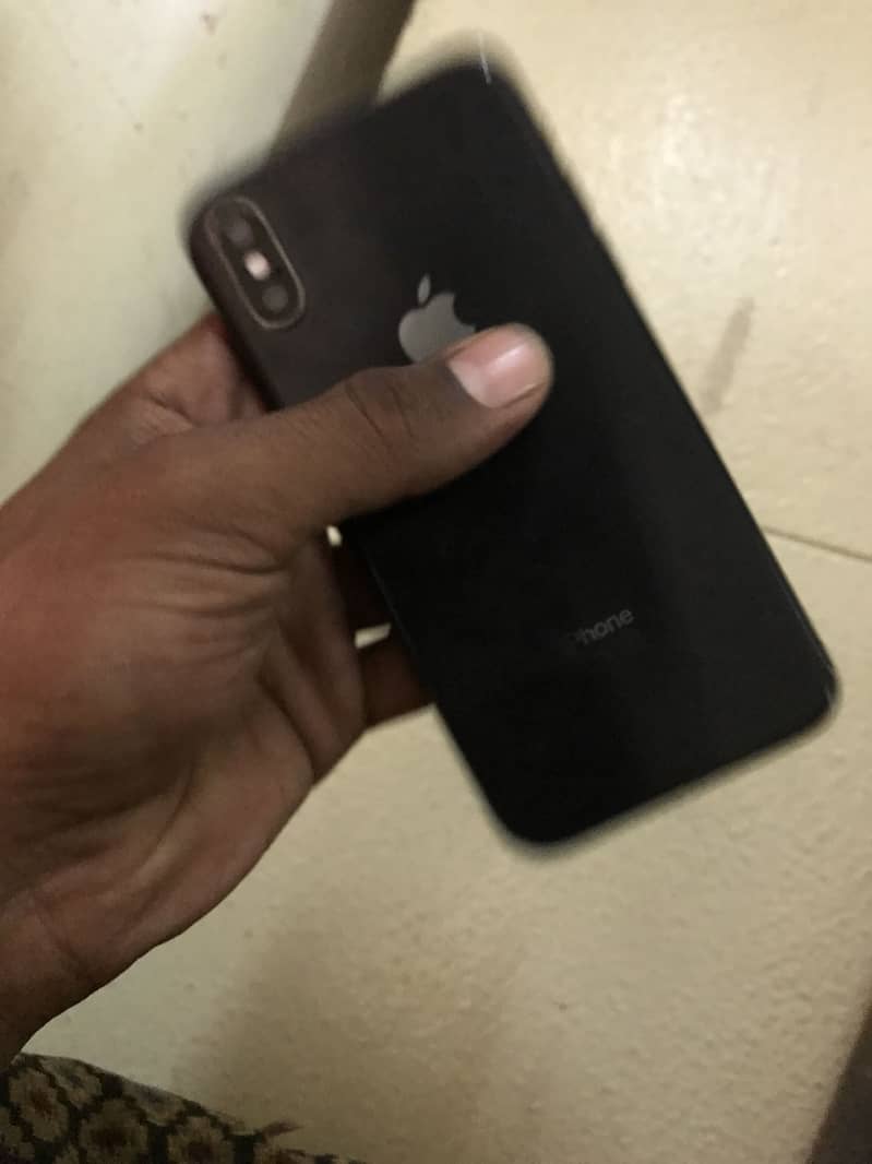 Apple iPhone XS 6