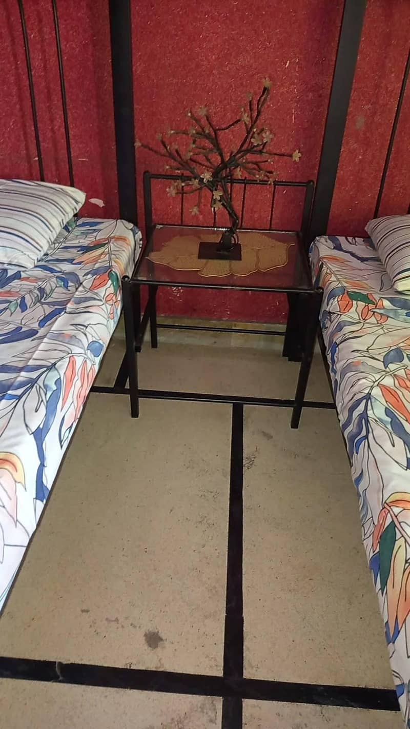 iron bed side table 2