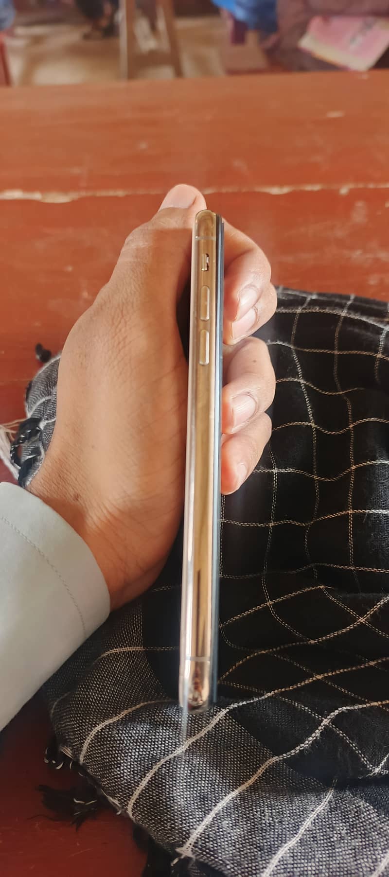 Apple iPhone XS 3