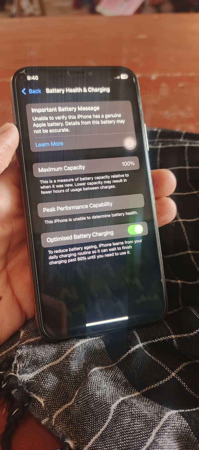 Apple iPhone XS 4