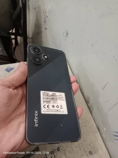 Infinix Hot 30 Play