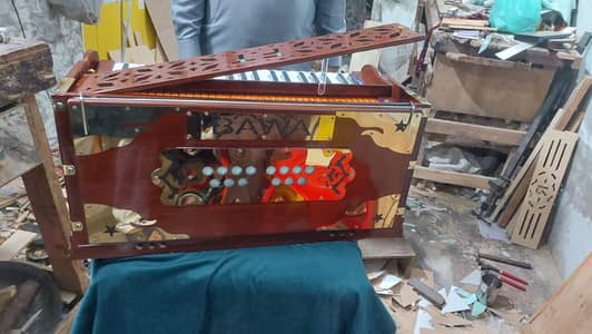 German monarch 2 lines harmonium bade 12 reeds bhargava