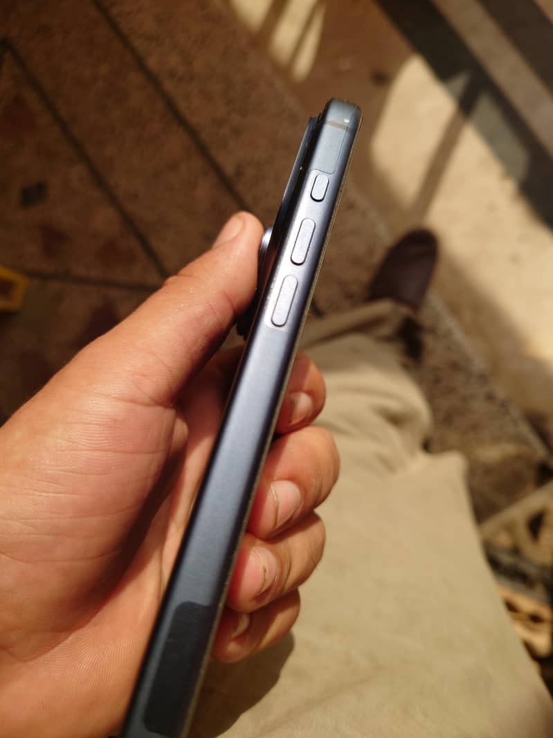 Apple iPhone 17 Pro Max 2