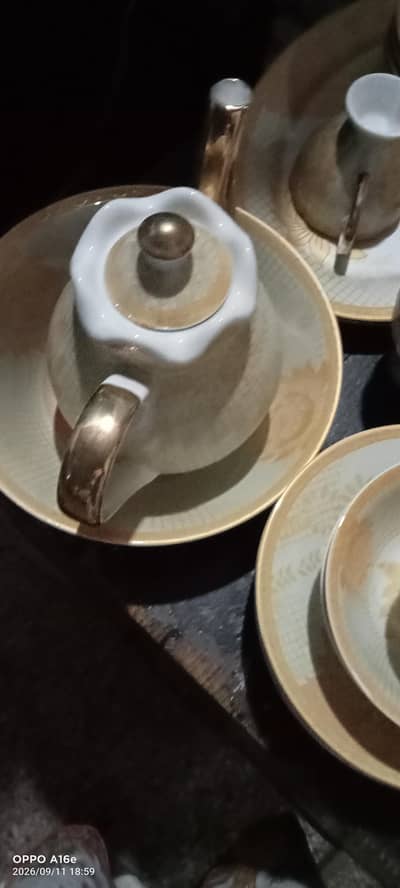 Dinner set