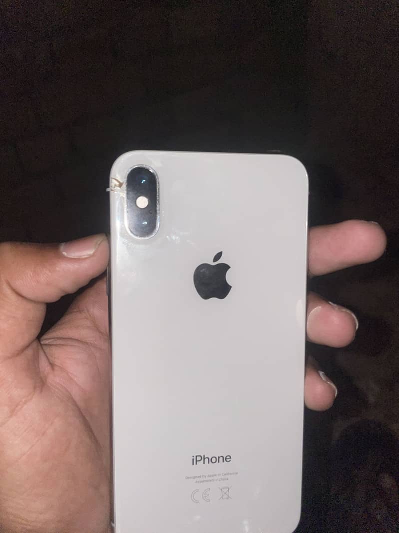 Apple iPhone X 4
