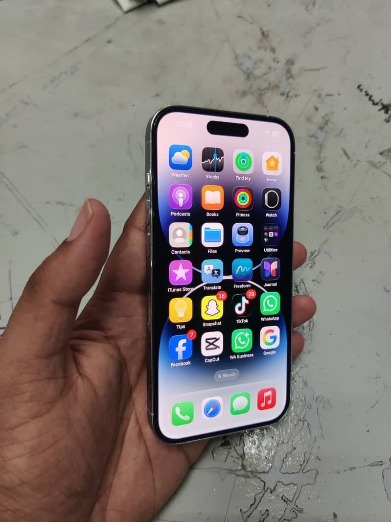 Apple iPhone 14 Pro 6