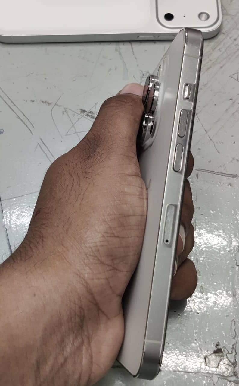 Apple iPhone 14 Pro 11