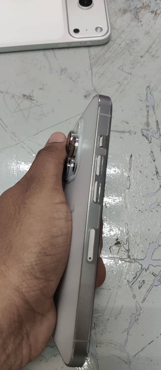 Apple iPhone 14 Pro 13
