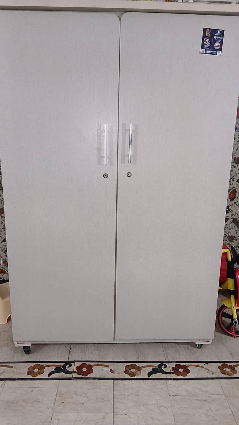 wardrobe 1
