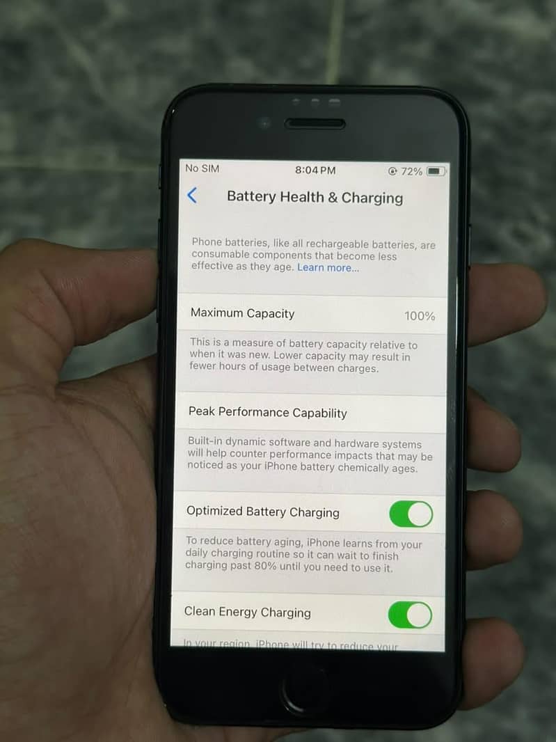 Apple iPhone SE 6