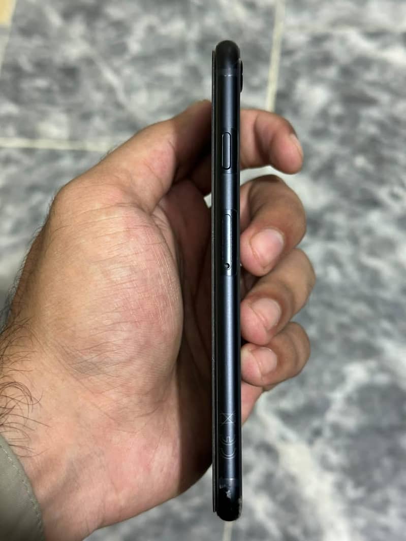 Apple iPhone SE 7