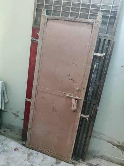 2 Heavy Iron doors Very solid