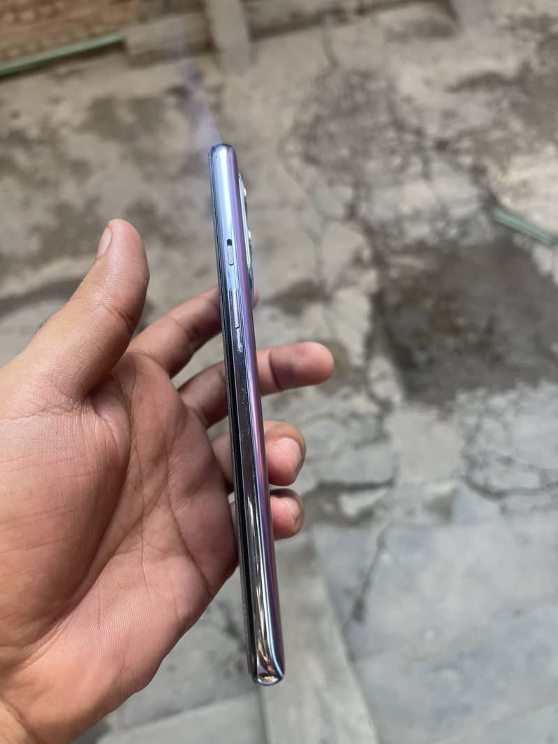 One Plus 9 5