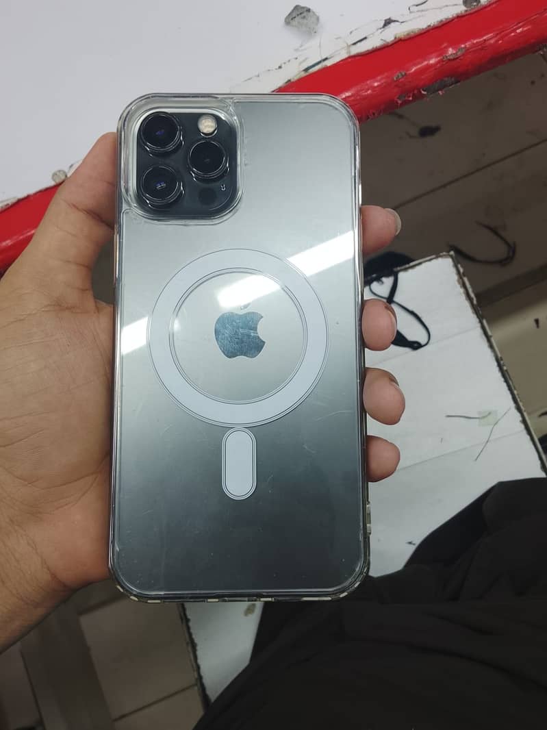 Apple iPhone 12 Pro Max 3