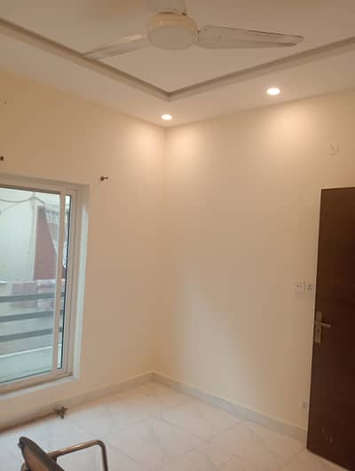 4marla 4beds neat and clean house for rent in G 13 4 islamabad