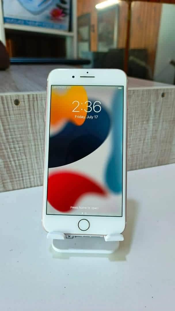 Apple iPhone 7 Plus 2