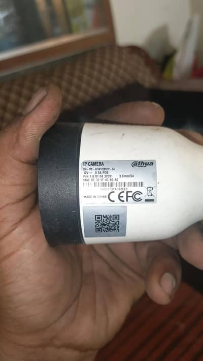 10 IP camera 1NVR 34 -CH   5 PUV  SWITCH