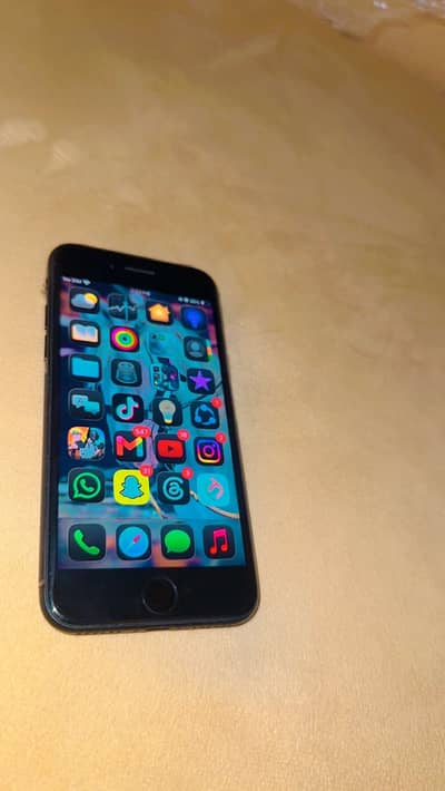 Apple iPhone SE