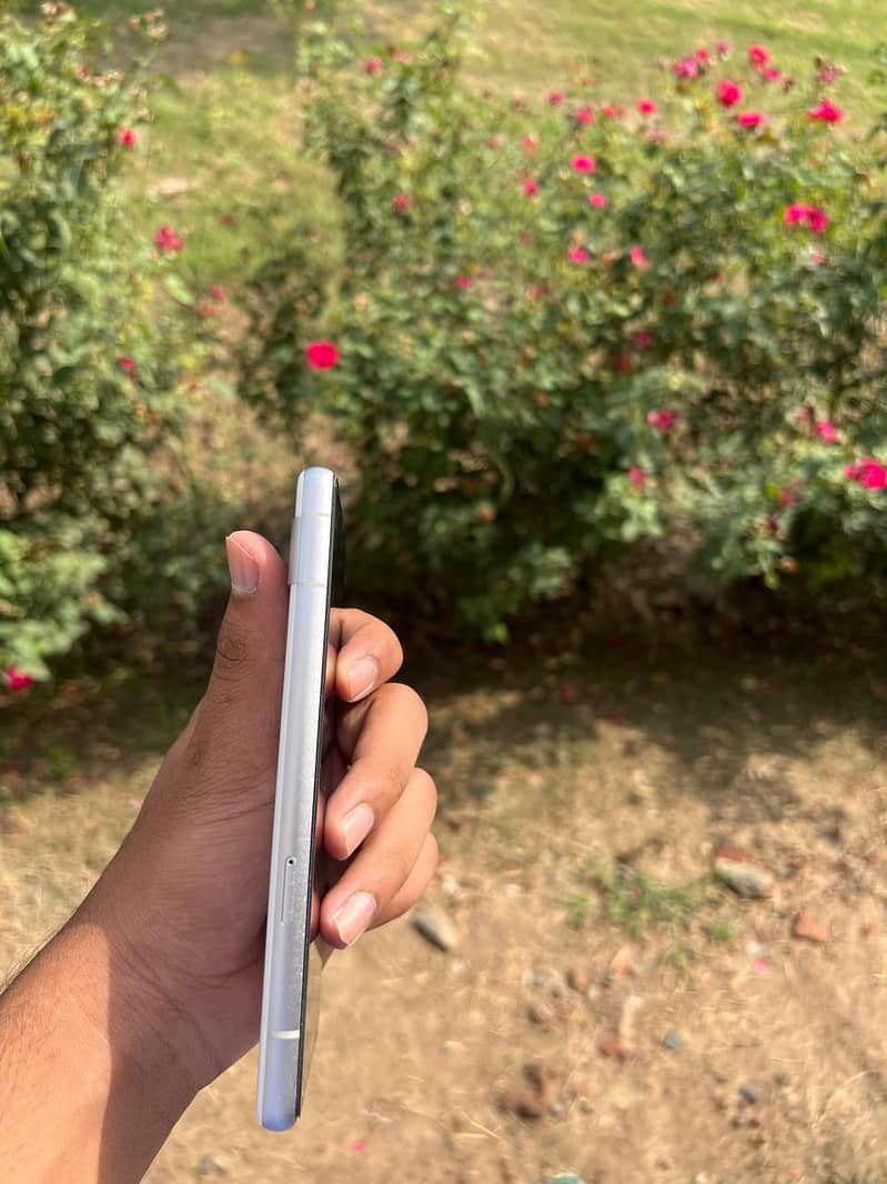 Google Pixel 7a 1