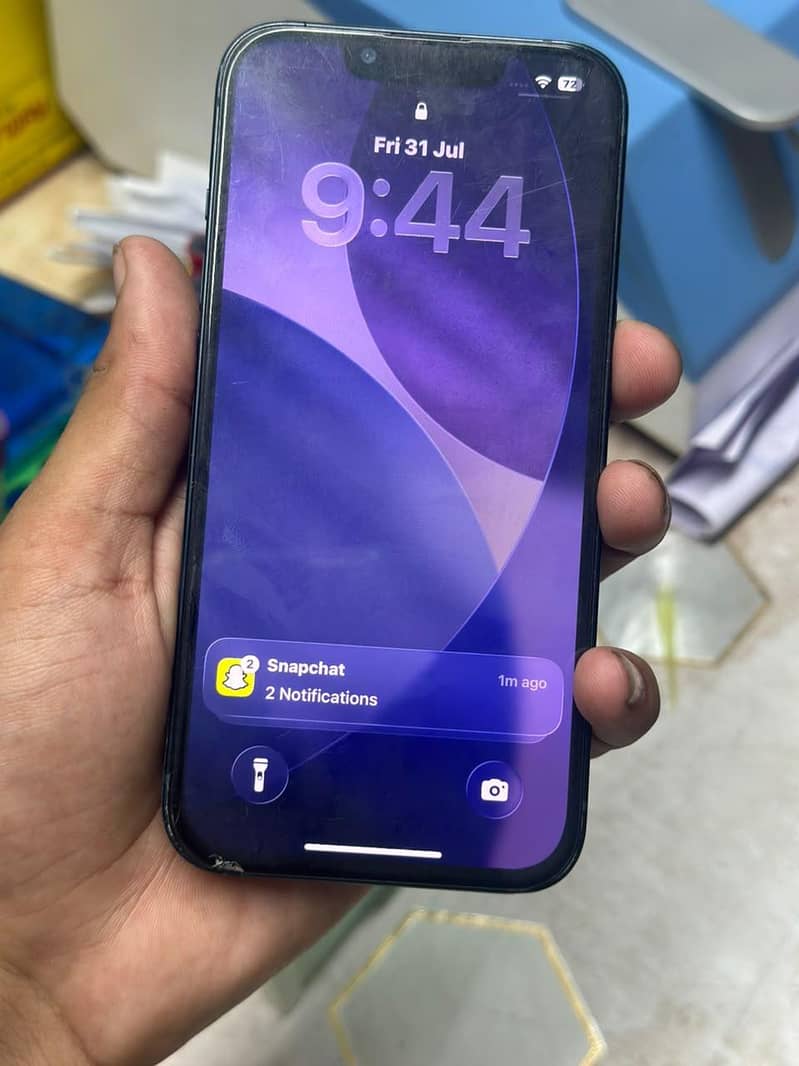 Apple iPhone 13 3
