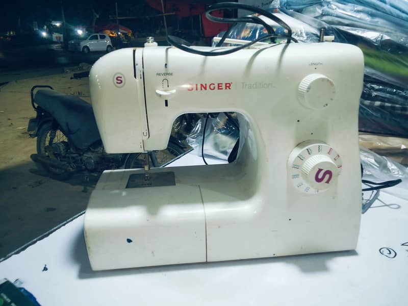 silai machine singer sewing machine 0