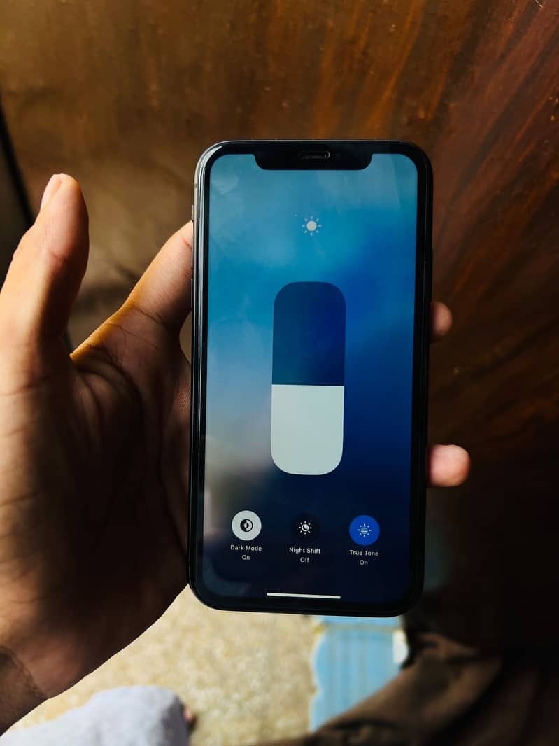 Apple iPhone 11 3