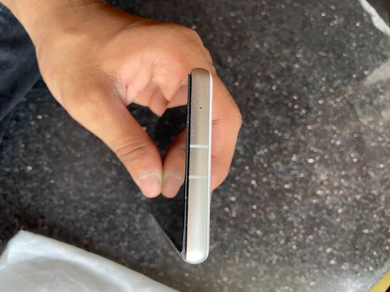 Google Pixel 7a 3