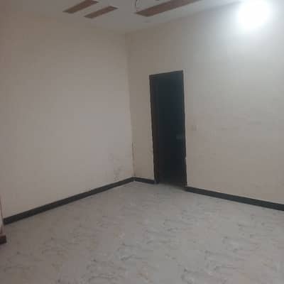 MODAL TWON LINK ROAD 5 MARLA FULLY MARBAL DUBAL STORY 4 BAD HOUSE FOR RENT