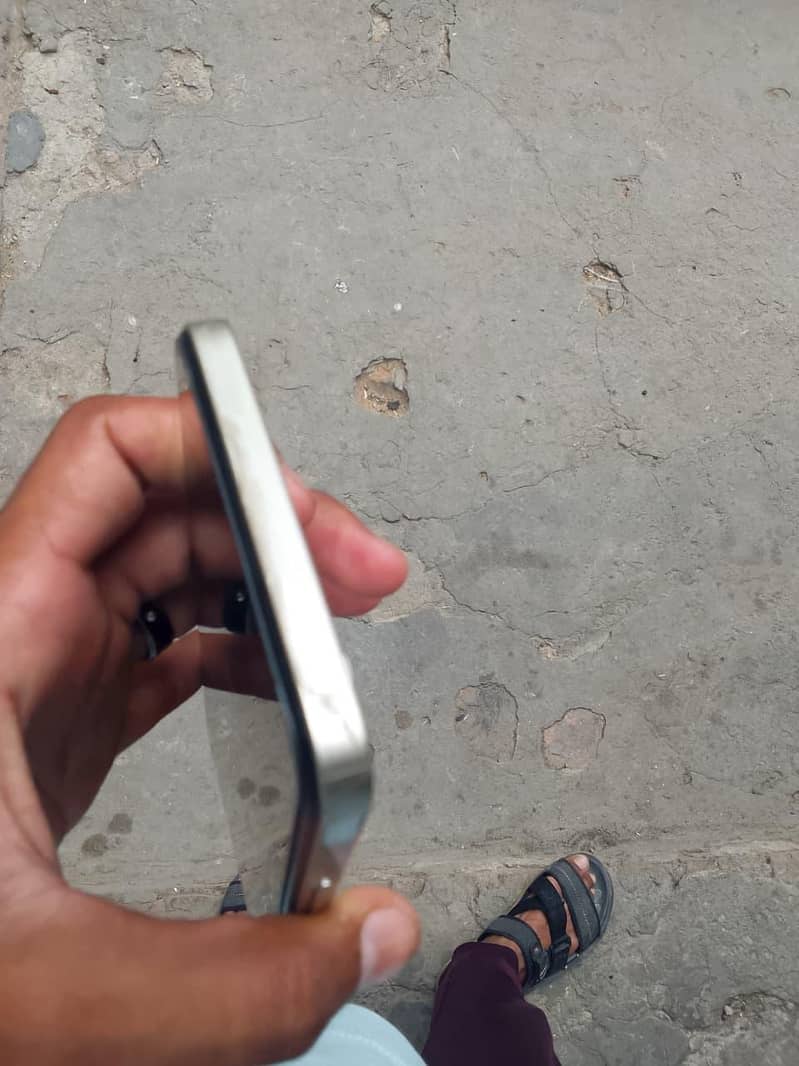 Itel S25 4